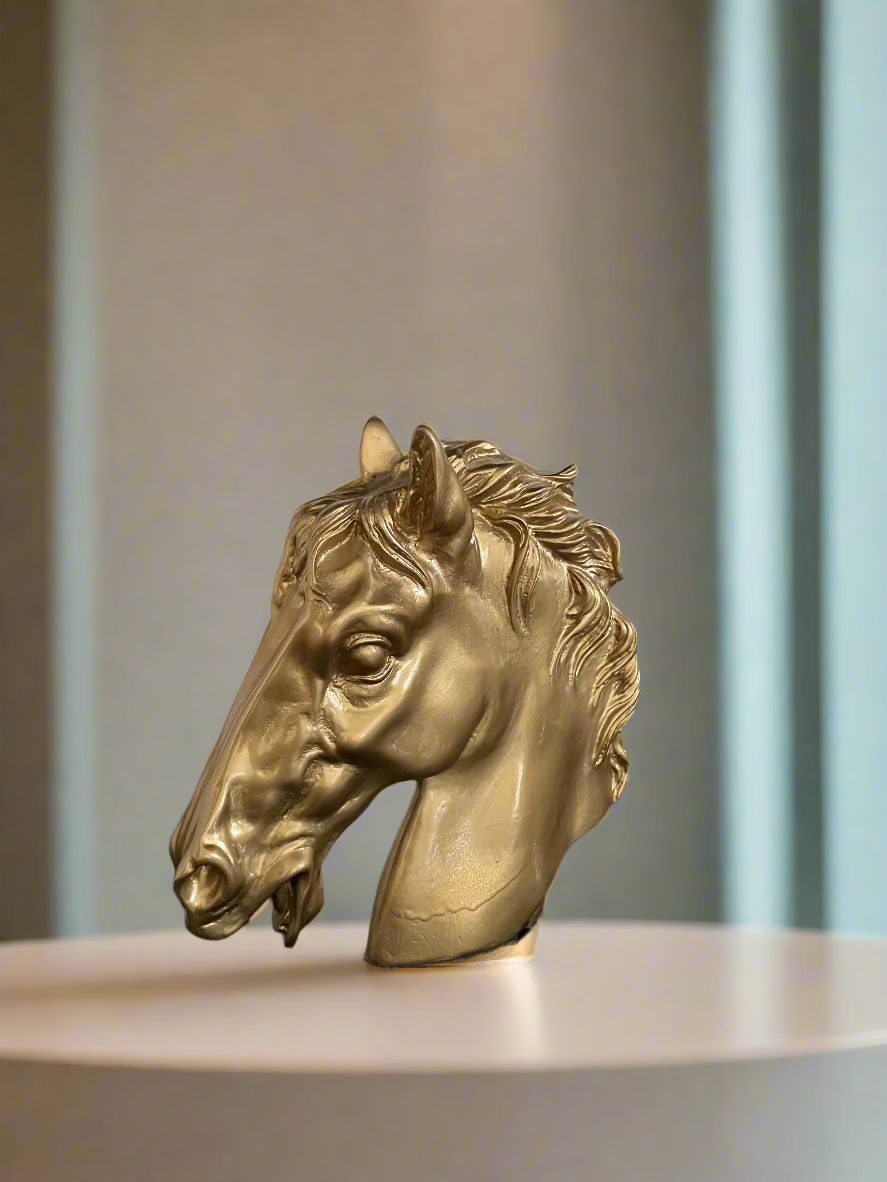 Golden Horse, Small. 15 cm.