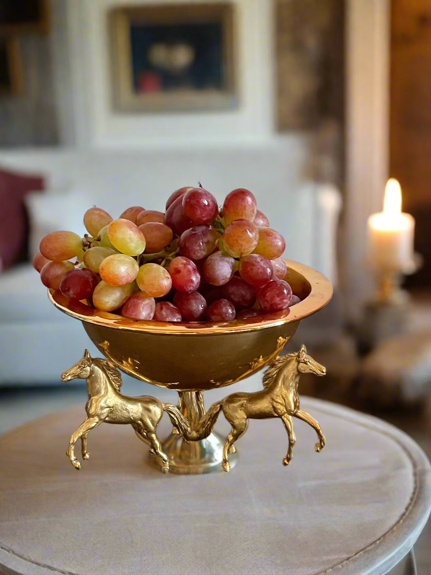 Small Bowl, Golden Horse. 15 cm.