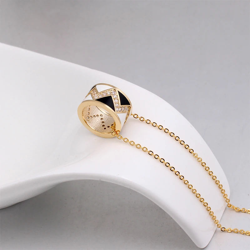Geometric Gold-plated Pendant/Earrings, White / Black