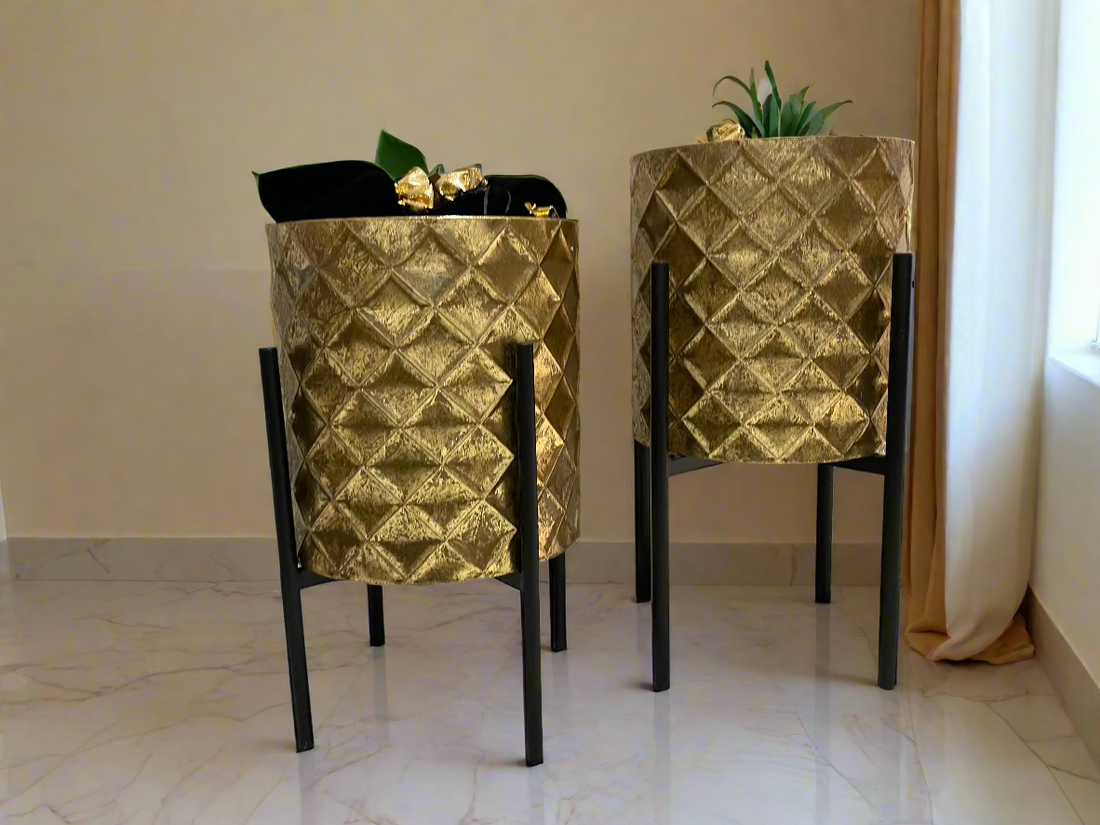 Large Indoors Planters; Gold.